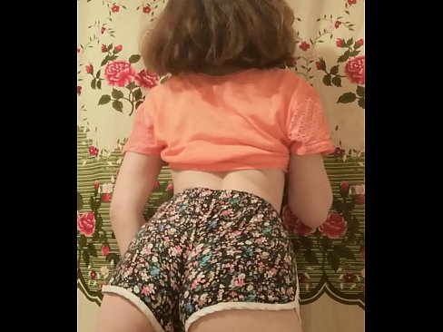 ❤️ Mozo sexy quitándose os calzóns ante a cámara ❤❌ Vídeo porno en nós ﹏